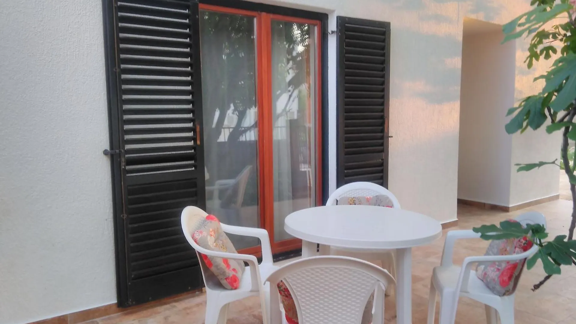 מדולין Studio Apartment Mit Meerblick In Der Naehe Des Strandes קרואטיה